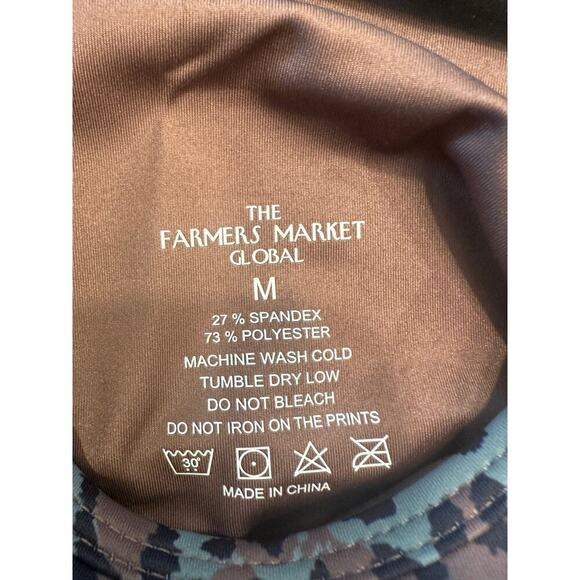 Leopard Farmers Market Global athletic sports bra medium women’s - Picture 3 of 4